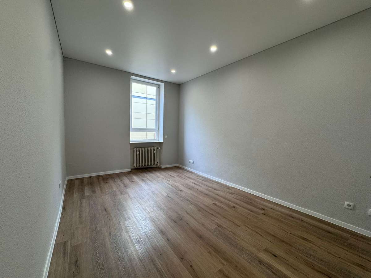 KL - City, 5 ZKB, EBK, Tageslichtbad, Stellplatz "RENOVIERT" - Foto 1